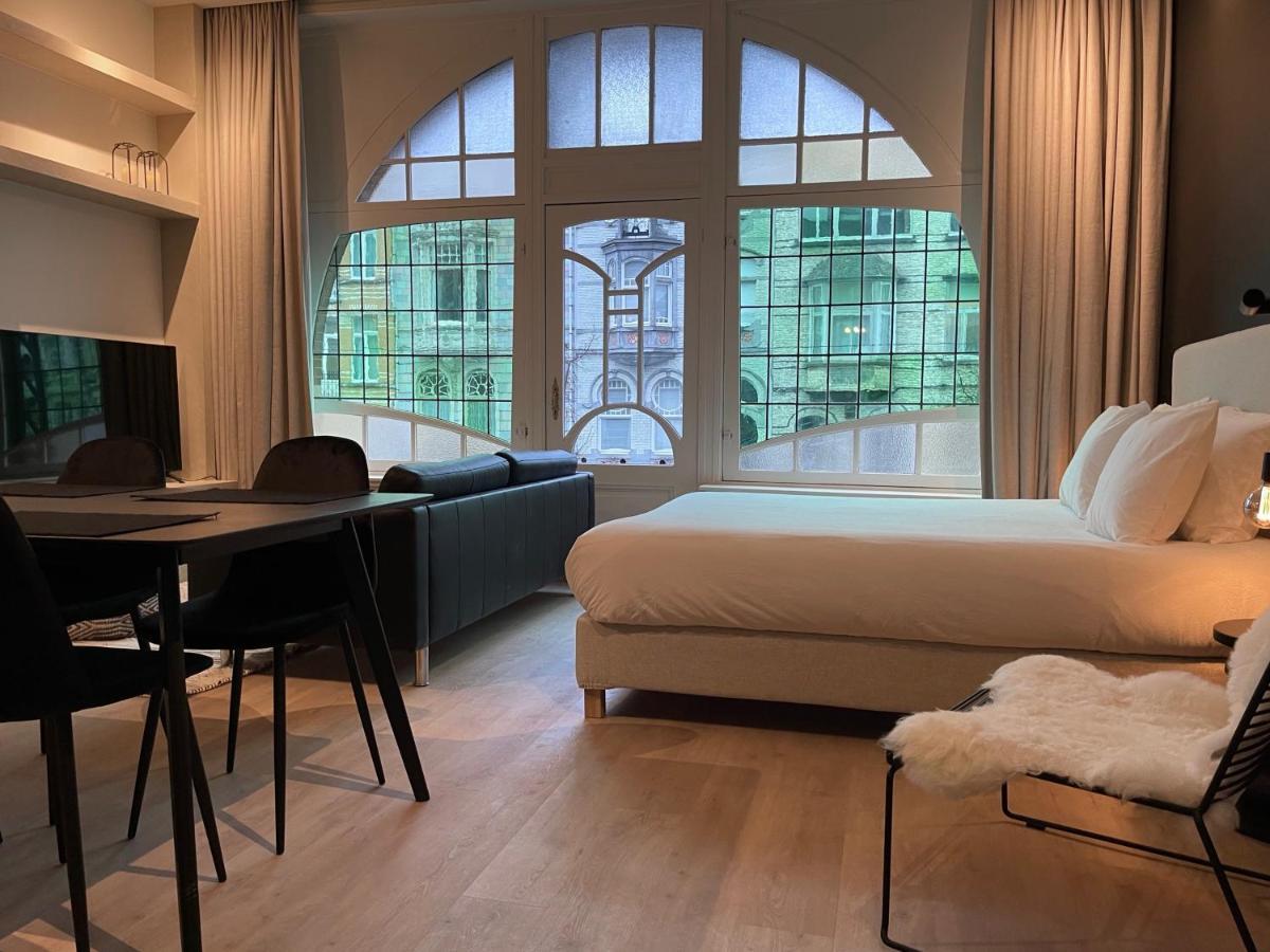 3 Bedroom Art-Nouveau Apartment With Free Parking Gent Exterior foto