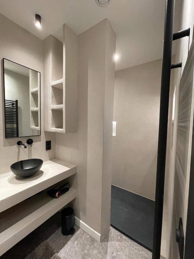 3 Bedroom Art-Nouveau Apartment With Free Parking Gent Exterior foto