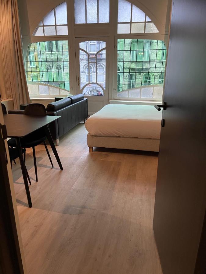 3 Bedroom Art-Nouveau Apartment With Free Parking Gent Exterior foto