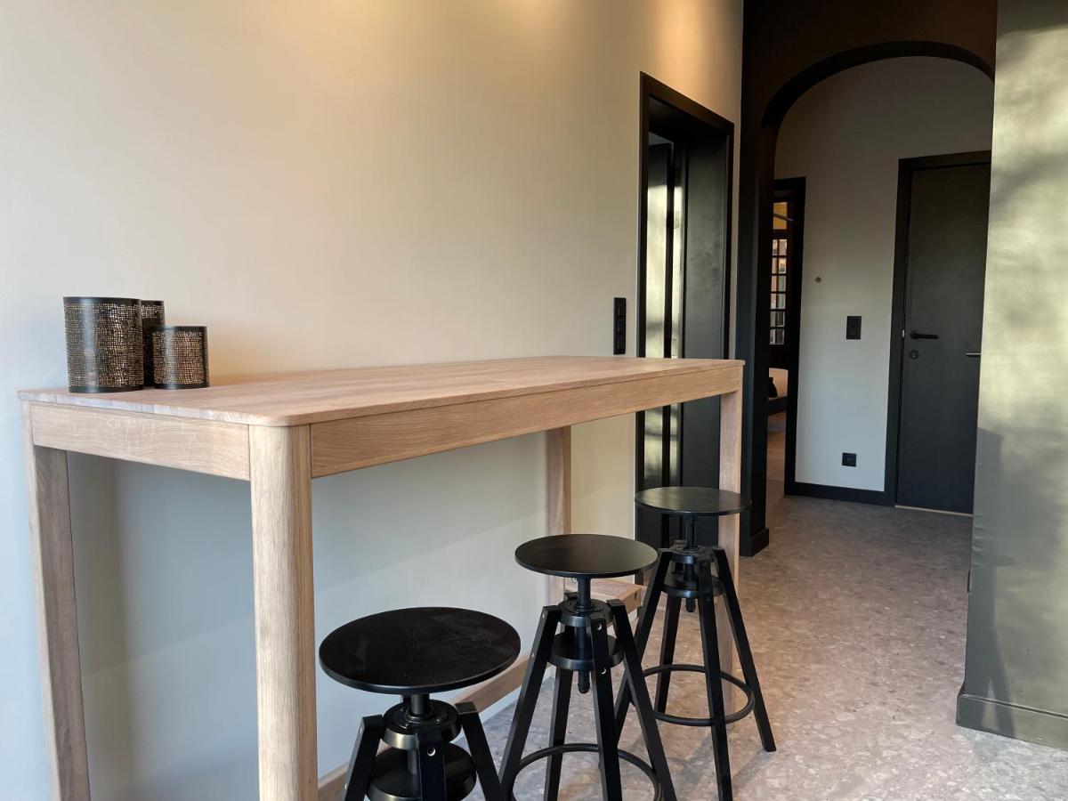 3 Bedroom Art-Nouveau Apartment With Free Parking Gent Exterior foto